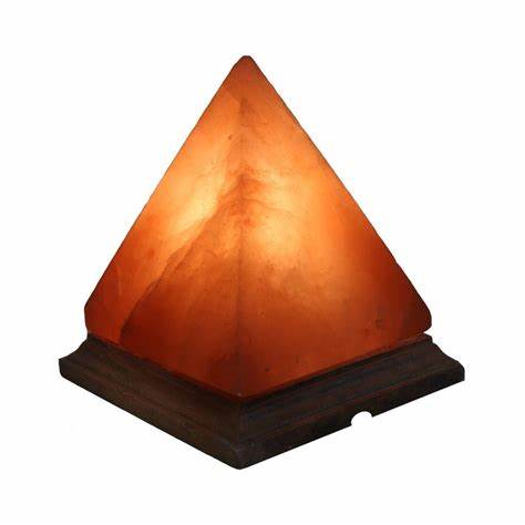 Lampada di sale piramide